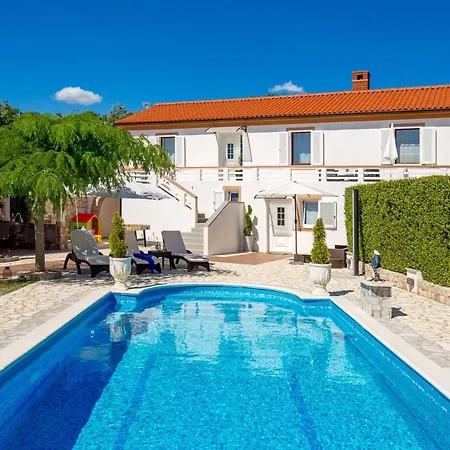 Summer Oasis Villa *