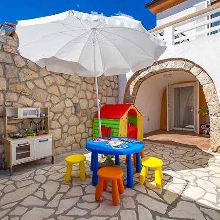 Summer Oasis *