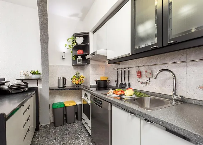 Summer Oasis Villa Dobrinj