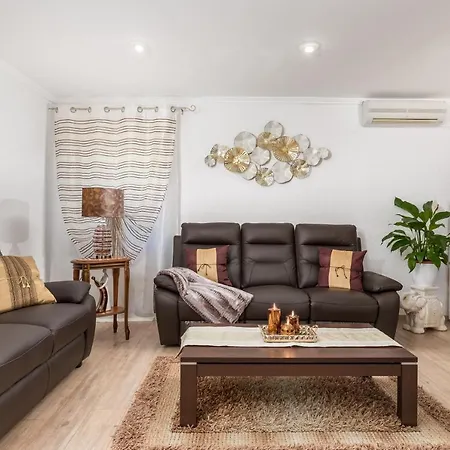 Summer Oasis * Dobrinj