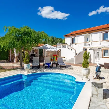 Summer Oasis Dobrinj